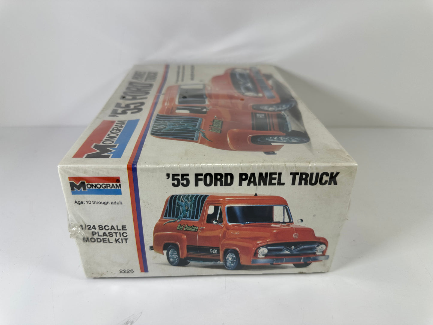 Monogram 2226 '55 Ford Panel Truck, 1:24 Scale