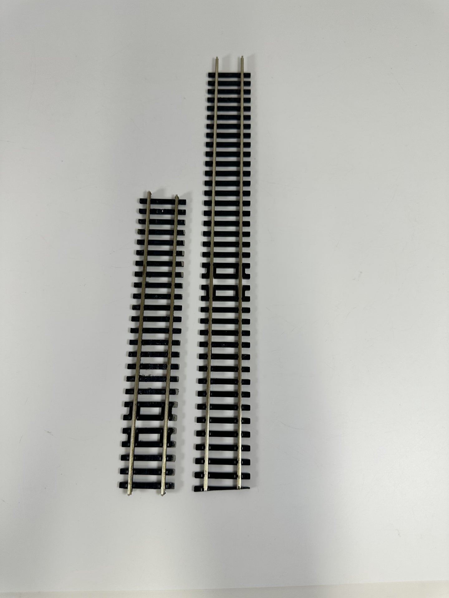 Hornby R603 Straight Track x2 (OO)