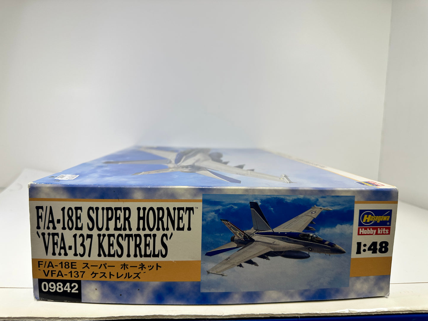 Revell 09842 F/A-18E Super Hornet 'VFA-137 Kestrels' 1:48 Scale