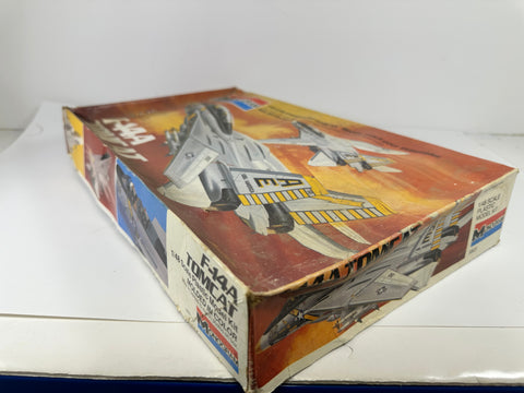 Monogram 5803 F-14A Tomcat, 1:48 Scale