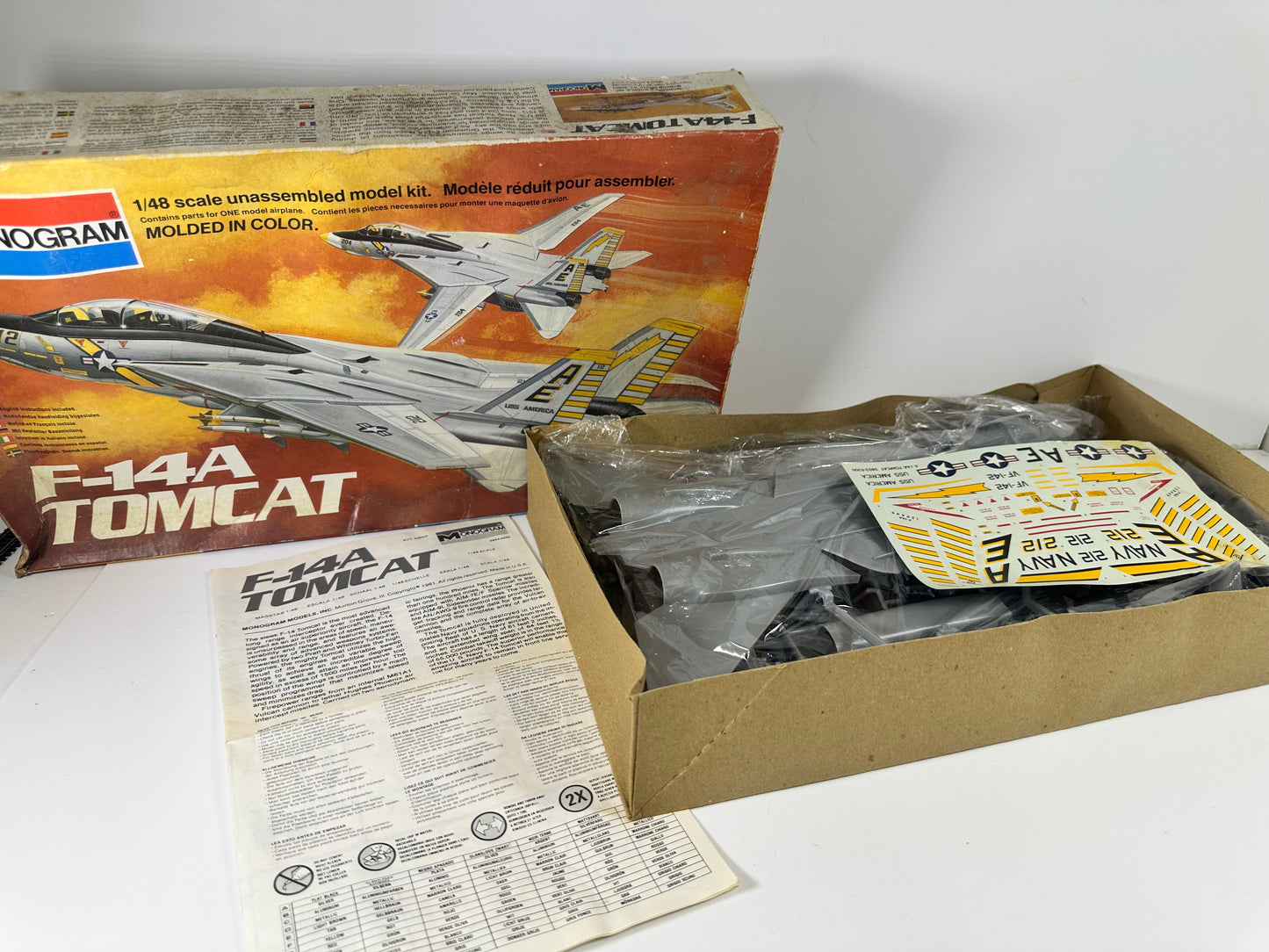Monogram 5803 F-14A Tomcat, 1:48 Scale