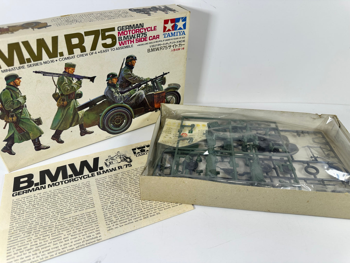 Tamiya MM116 B.M.W. R75 German Motorcycle with Side Car, 1:35 Scale