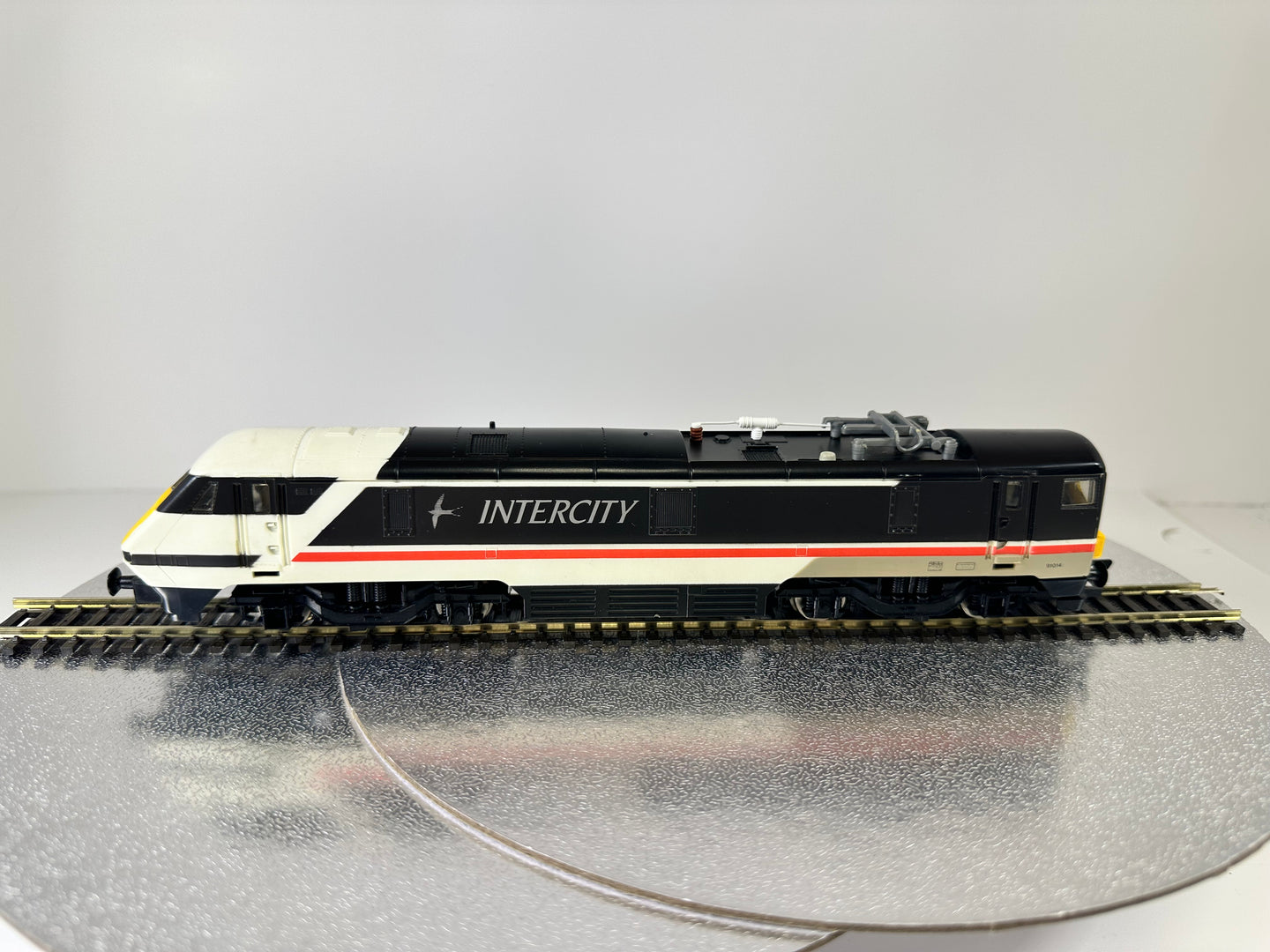 SHL2033 - Hornby - Class 91 (Electric) (OO)