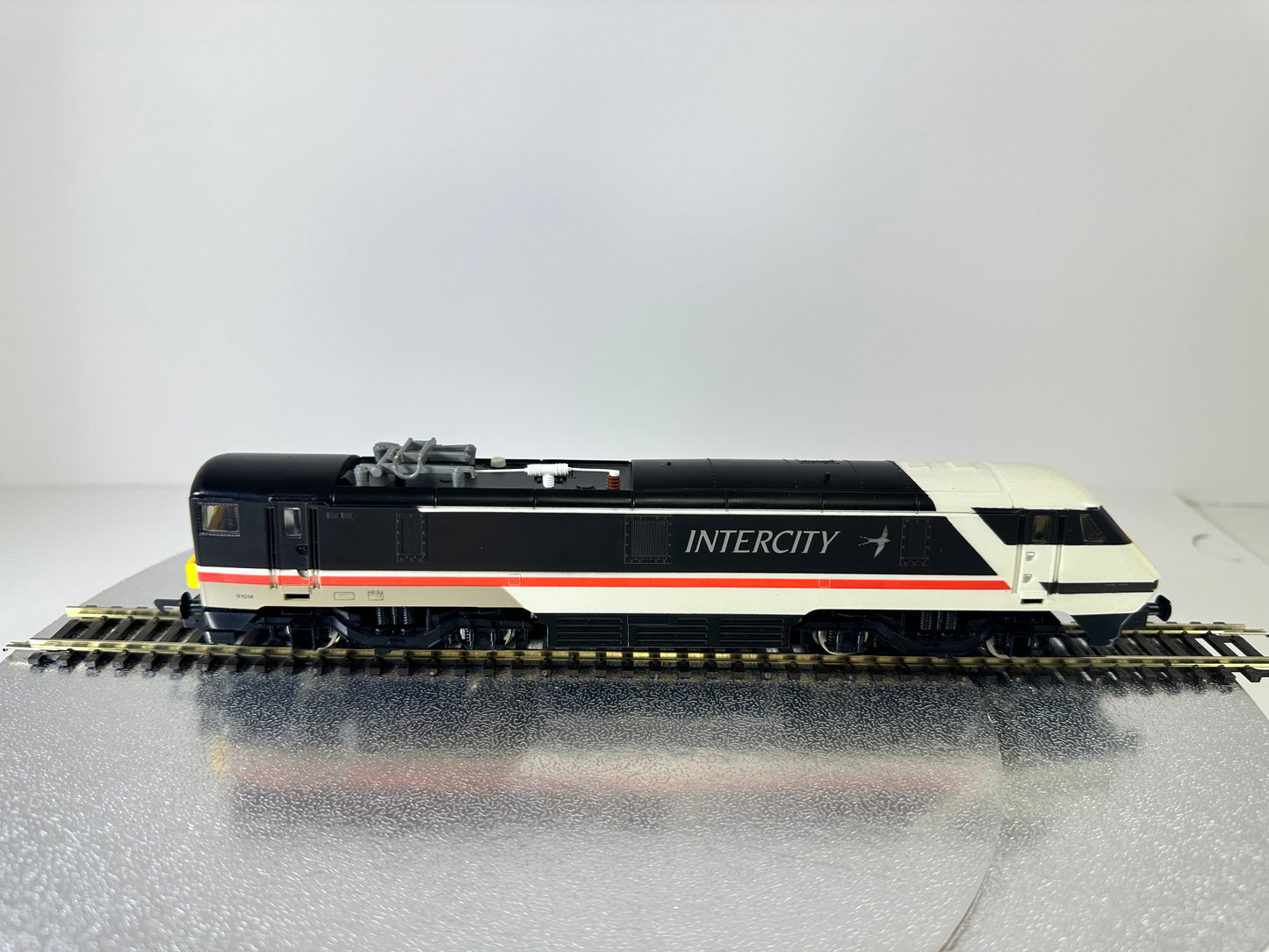 SHL2033 - Hornby - Class 91 (Electric) (OO)