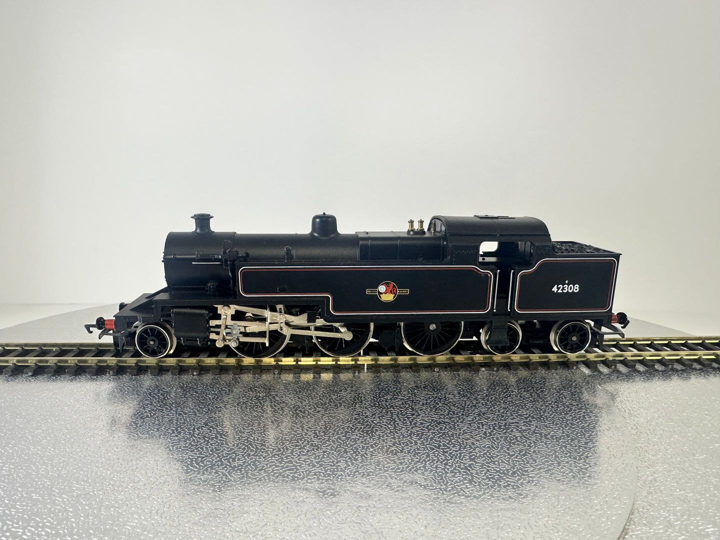 SHL2034 - Hornby - Class 4P Tank, DCC Fitted (Steam) (OO)
