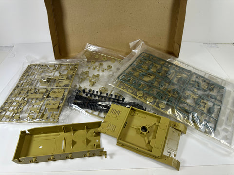 Tamiya MM201 German Flakpanzer IV Mobelwagen, 1:35 Scale