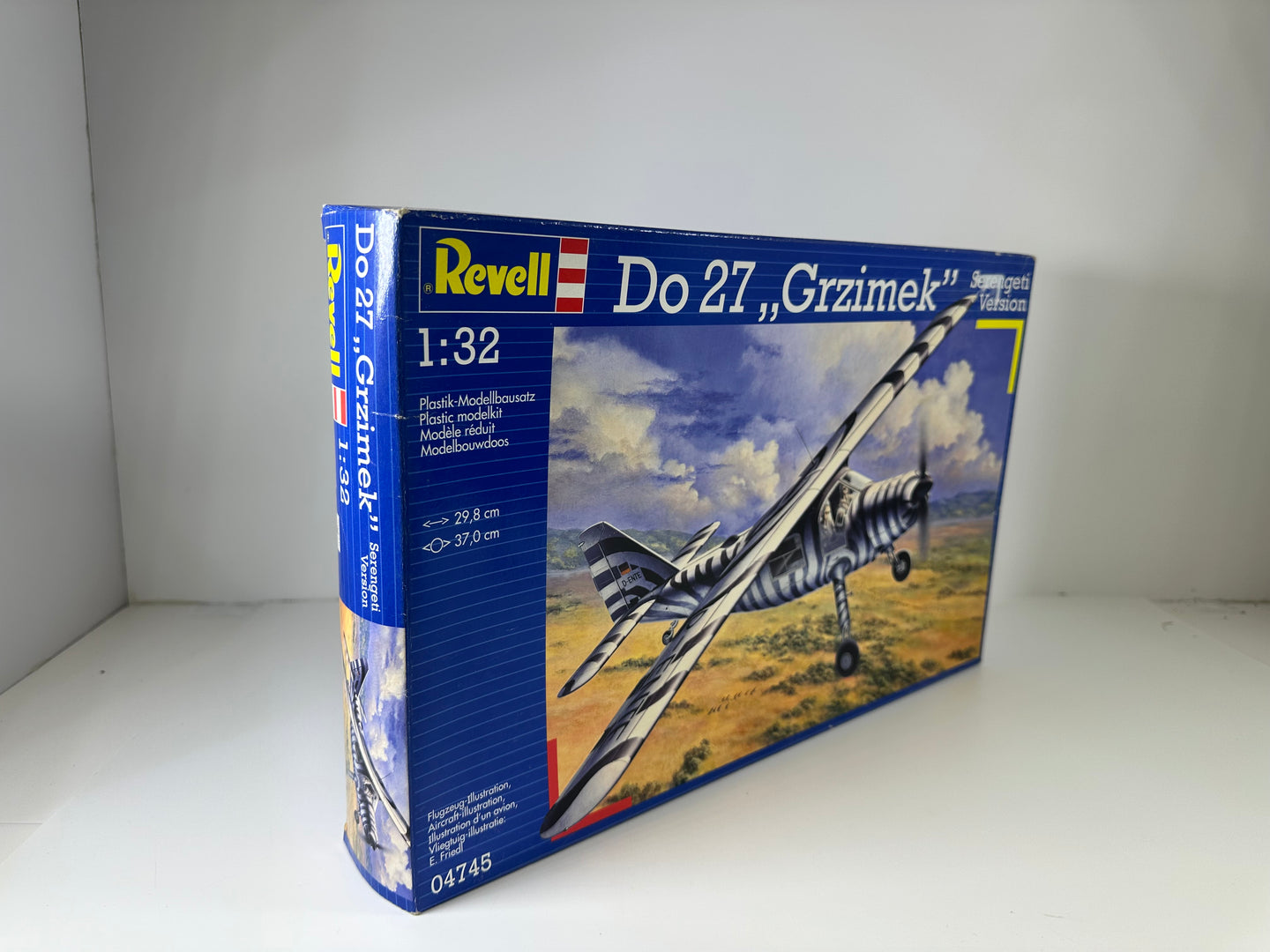SHK04 - Revell - 04745, Do 27 "Grzimek" (Aircraft) 1:32 Scale