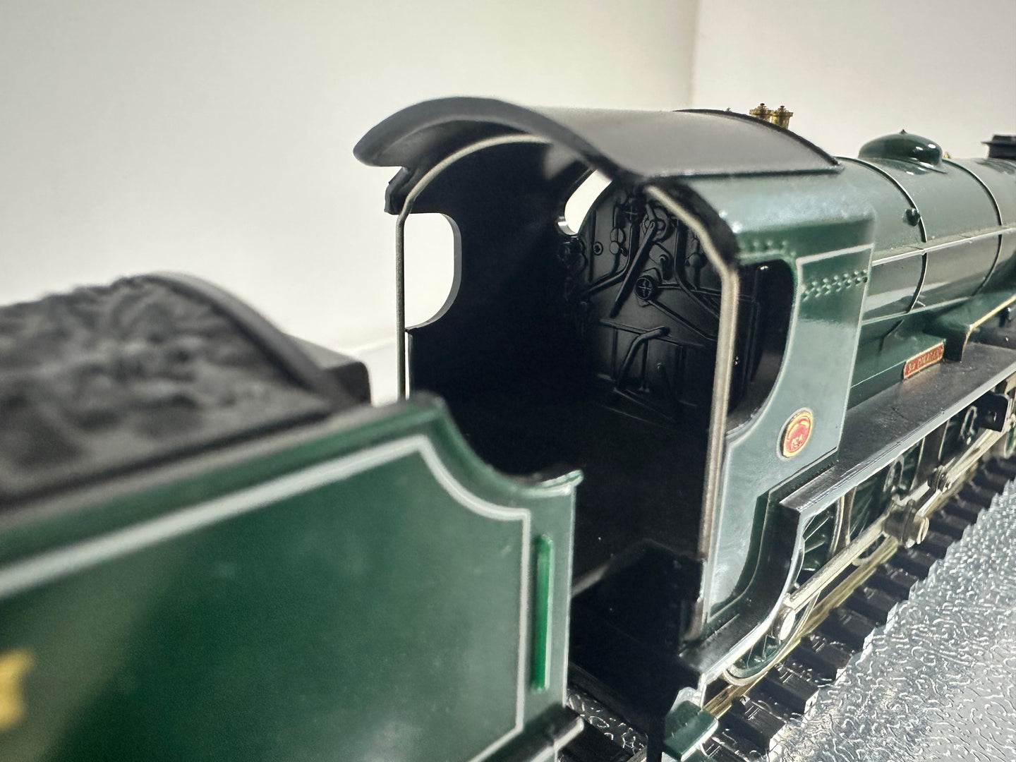SHL2048 - Hornby 'Sir Dinadan' (Steam) (OO)