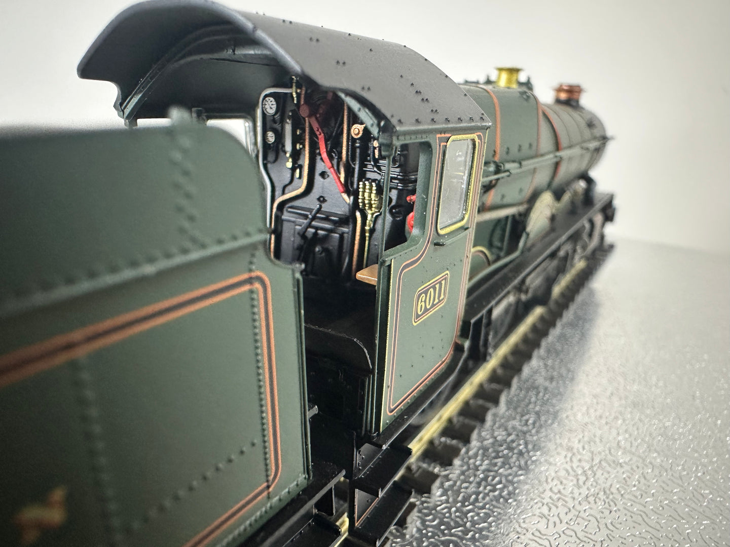 SHL2050 - Hornby, King Class GWR 'King James I' (Steam) (OO)