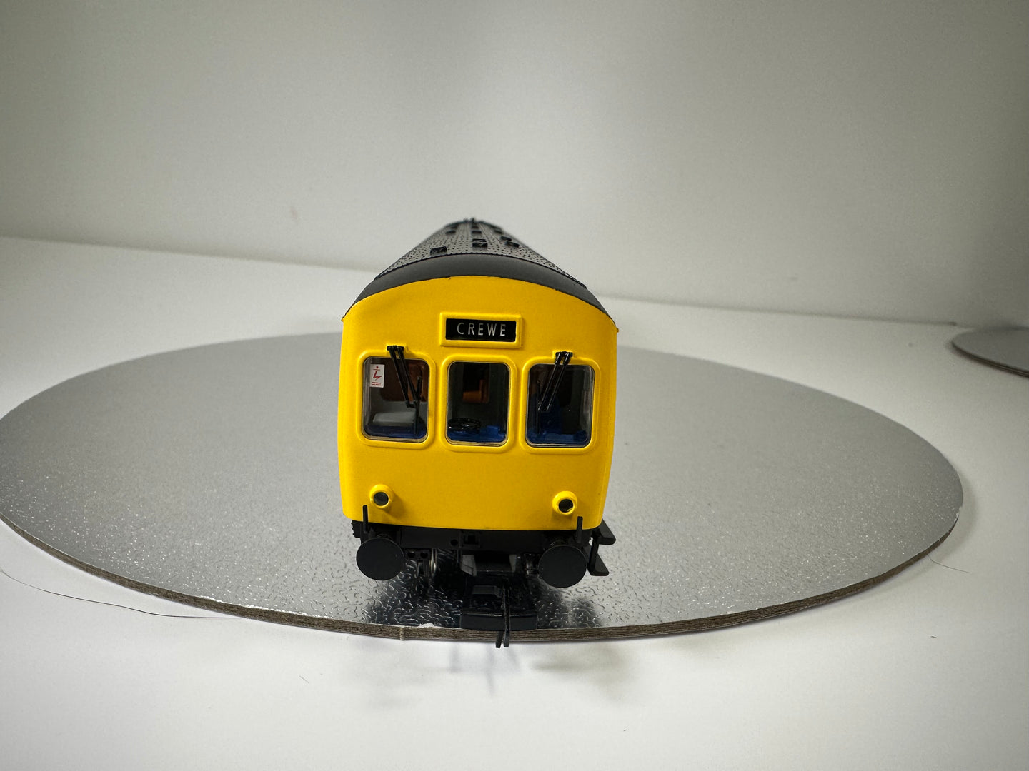 SHL2053 - 32-289 - Class 101 DMU BR Refurbished White & Blue (OO/HO)