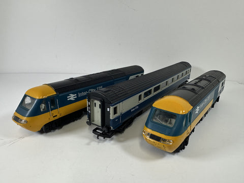 Hornby R332 Class 43 & Mk3 Coaches '43010' & '43011' (OO)