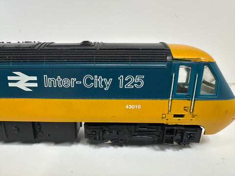 Hornby R332 Class 43 & Mk3 Coaches '43010' & '43011' (OO)