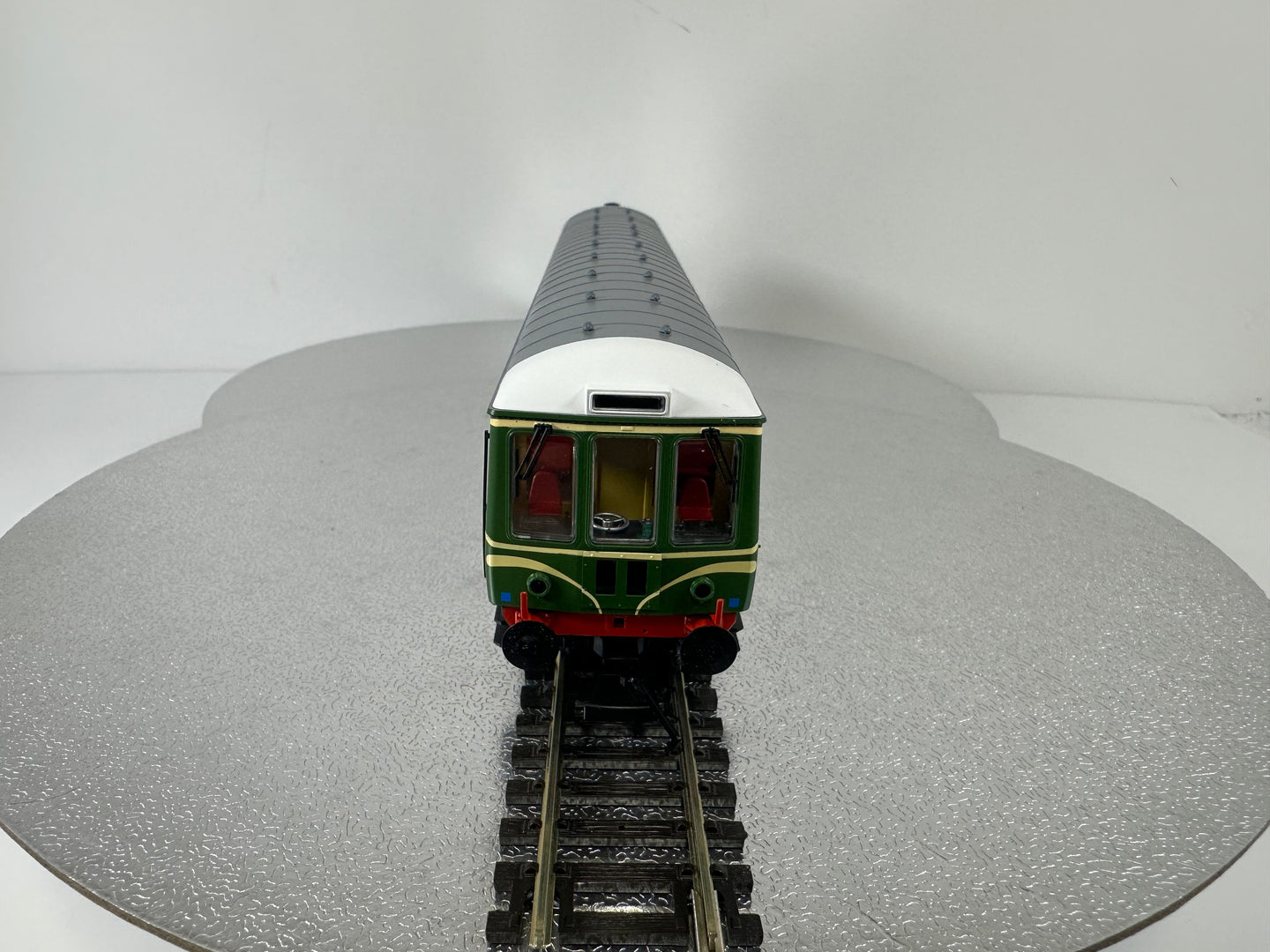 Dapol 4D-015-008 Class 122 '55018' Green Speed Whiskers (OO)