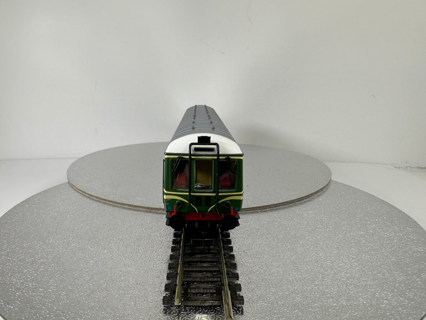 Dapol 4D-015-008 Class 122 '55018' Green Speed Whiskers (OO)