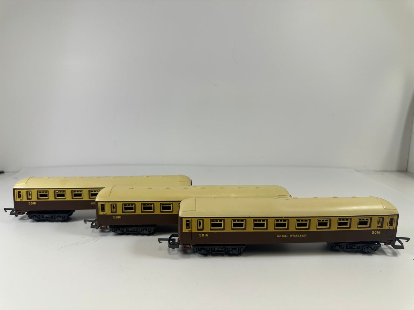 Lima '148' Great Western Steam Loco with x3 Coaches (HO/OO)