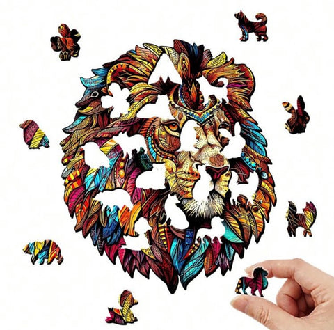 Multicolour Lion, 28.4 x 33.3cm (L)