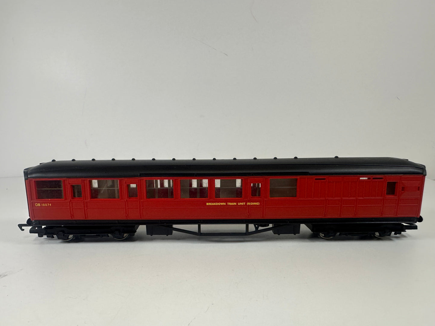 Hornby Class N2 0-6-2 Steam Loco and Crane Set (OO)
