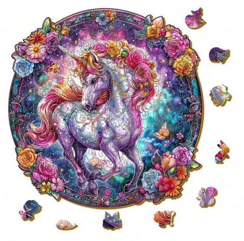 Unicorn, 28.5 x 28.5cm (L)