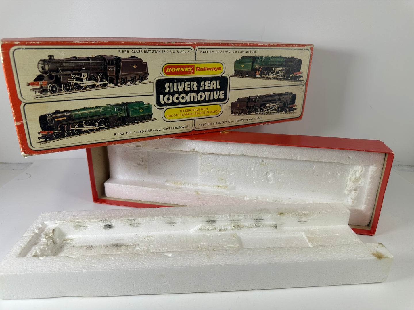 Hornby R552 'Britannia' Class 7MT '70013' Steam Loco (OO)