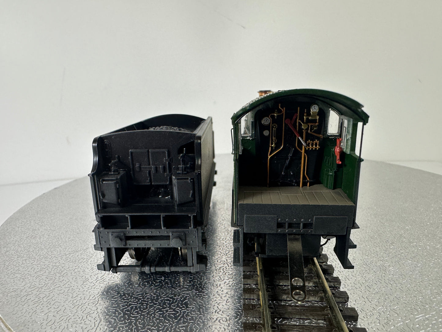 Bachmann 31-782 Hall Class 'Thirlestaine Hall' (Weathered) (OO)