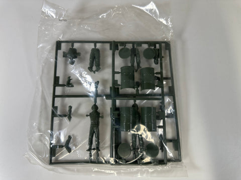 Tamiya MM119 Military Miniatures German Army Tank Crew, 1:35 Scale