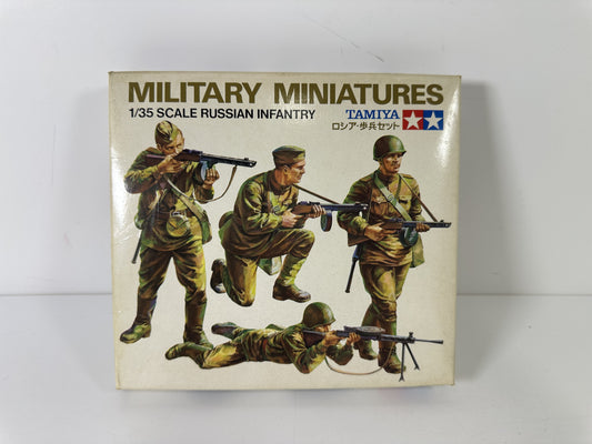 Tamiya MM122 Military Miniatures Russian Infantry, 1:35 Scale