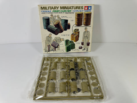 Tamiya 3526 Military Miniatures Jerry Cans Set, 1:35 Scale