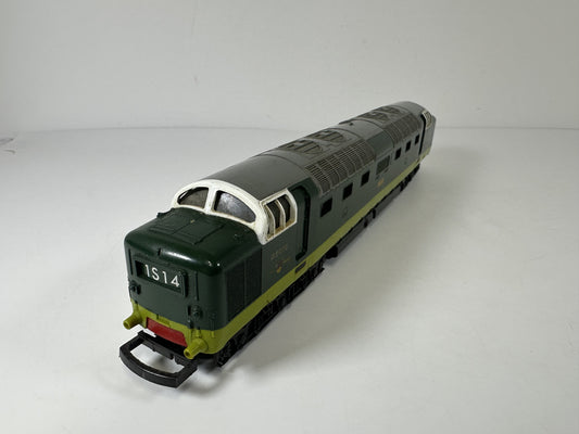 Non Runner 'D9003' Diesel Loco, (OO) #01