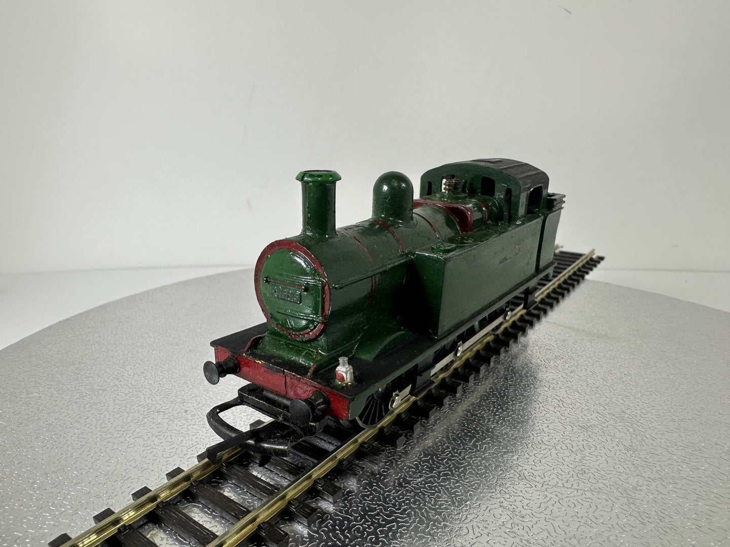 Tri-ang Railways R.52 0-6-0 Class 3F Tank Engine '47606' Steam Loco (OO)
