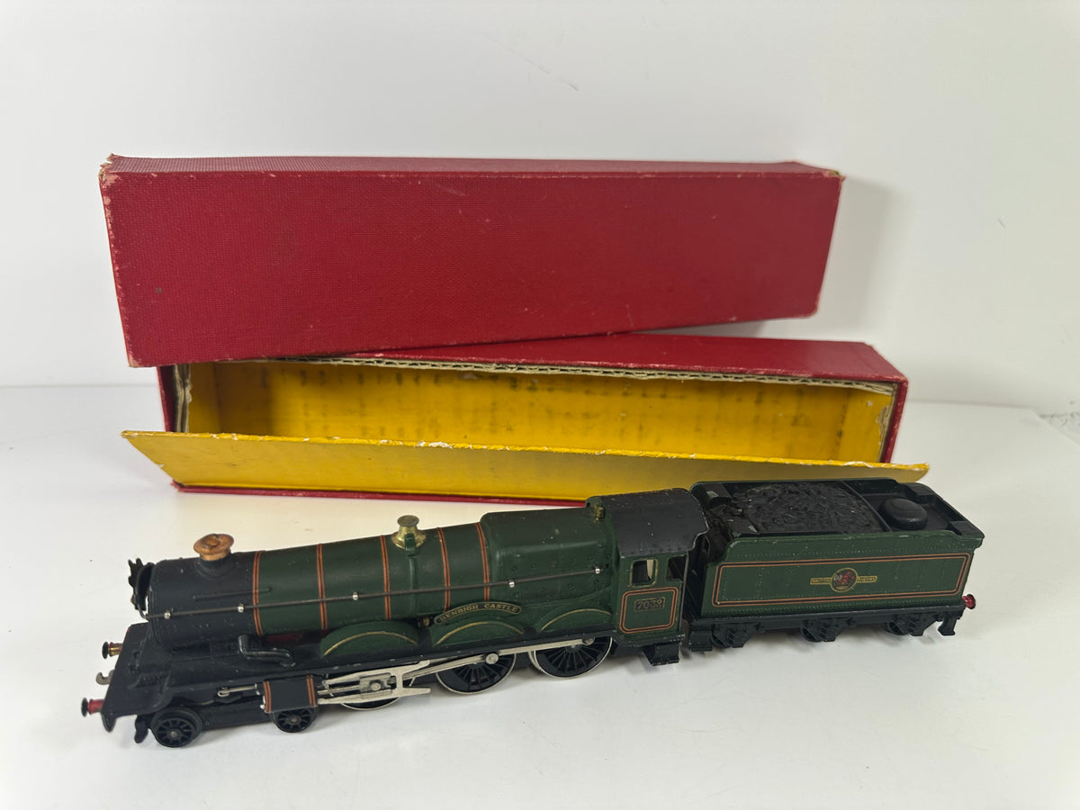 Hornby Dublo 2220 'Denbigh Castle' Locomotive & Tender '7032' Steam Loco (OO)