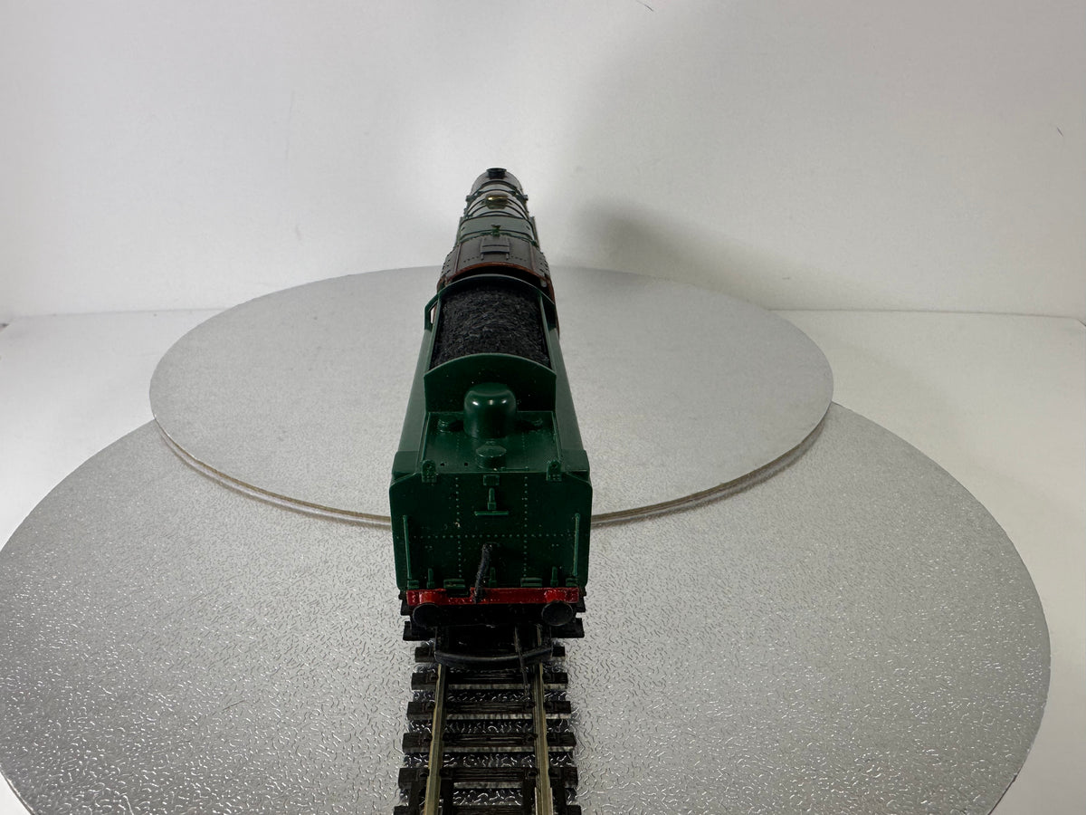 Hornby 'Iron Duke' Locomotive & Tender '70014' Steam Loco (OO)
