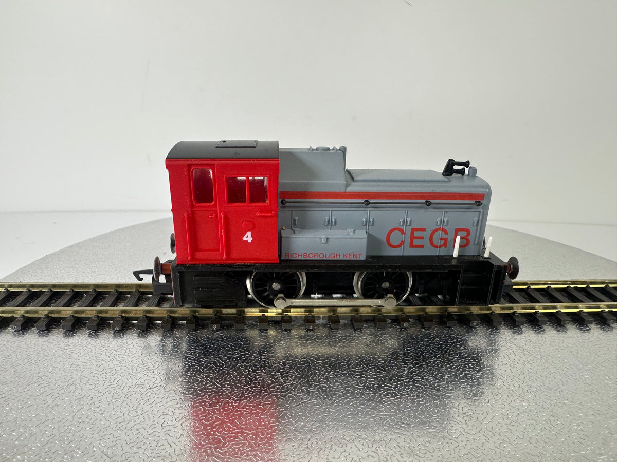 Hornby R.799 Shunter 'CEGB' Diesel Loco (OO)