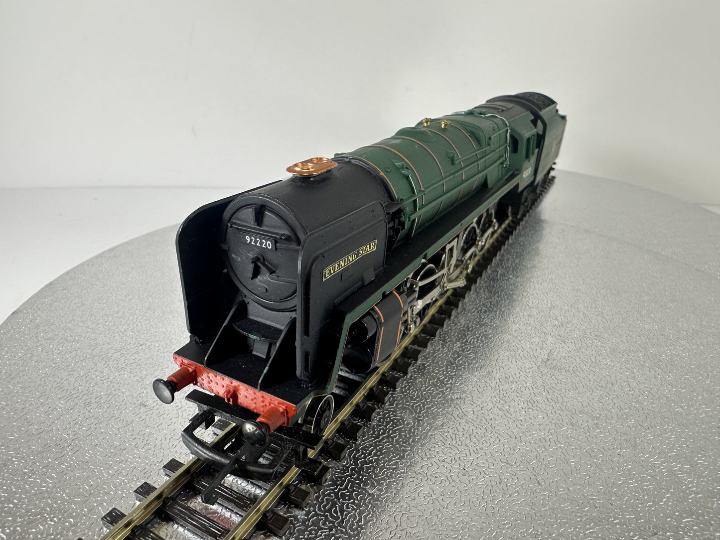 Hornby 'Evening Star' Locomotive & Tender '92220' Steam Loco (OO)