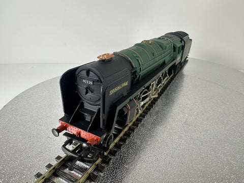 Hornby 'Evening Star' Locomotive & Tender '92220' Steam Loco (OO)