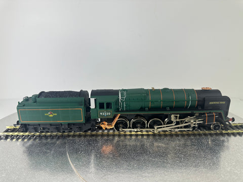 Hornby 'Evening Star' Locomotive & Tender '92220' Steam Loco (OO)