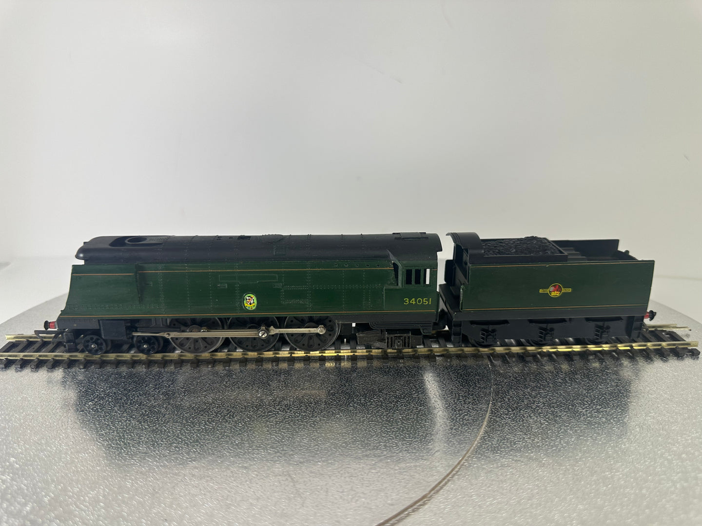 Hornby R356 British Railways '34051' Steam Loco (OO)