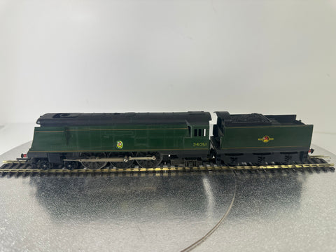 Hornby R356 British Railways '34051' Steam Loco (OO)