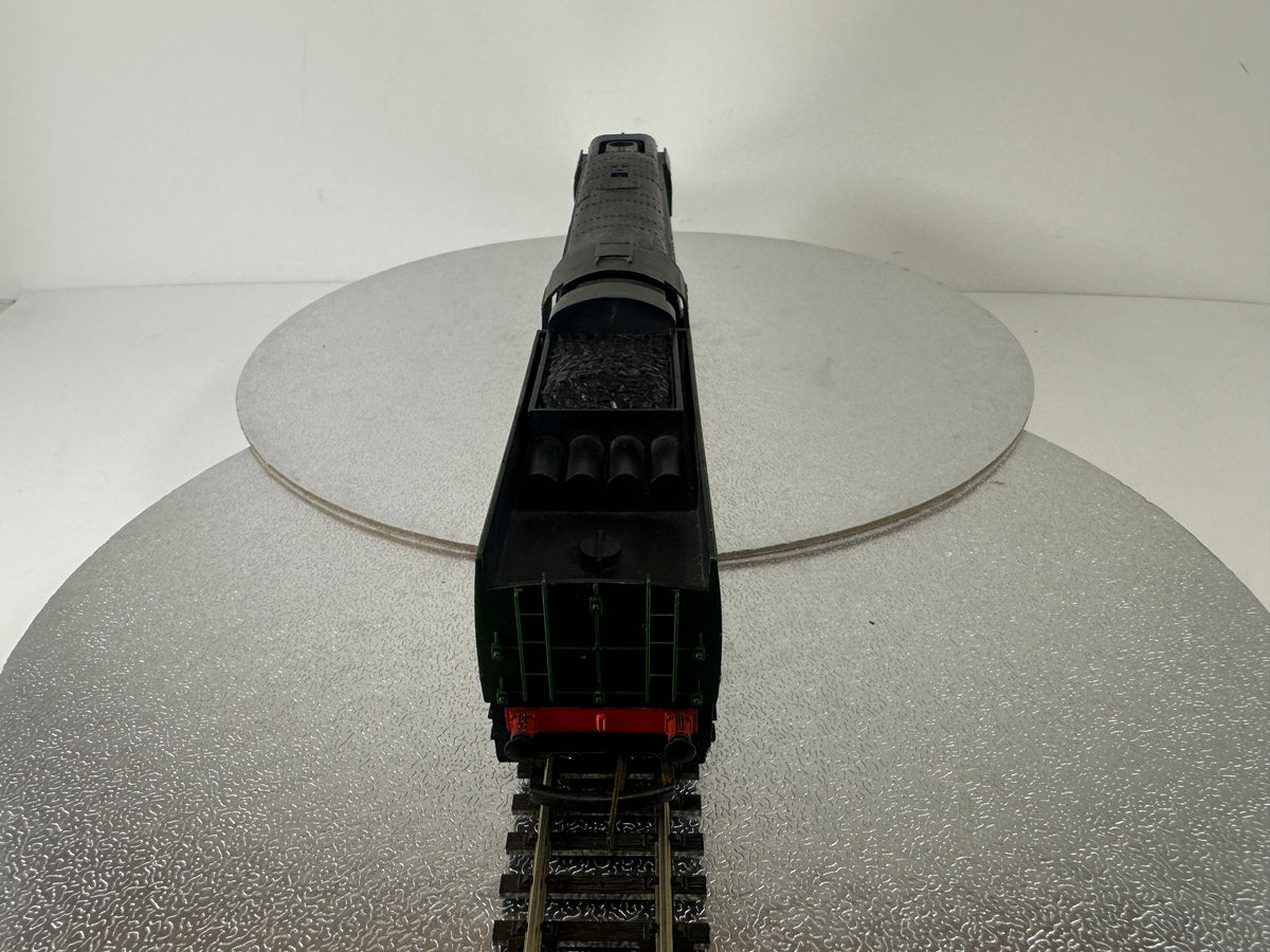 Hornby R356 British Railways '34051' Steam Loco (OO)