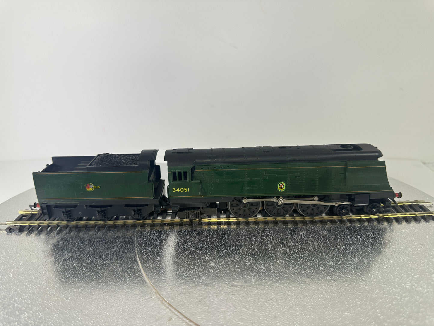 Hornby R356 British Railways '34051' Steam Loco (OO)