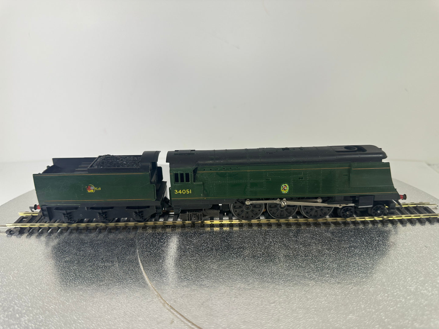 Hornby R356 British Railways '34051' Steam Loco (OO)