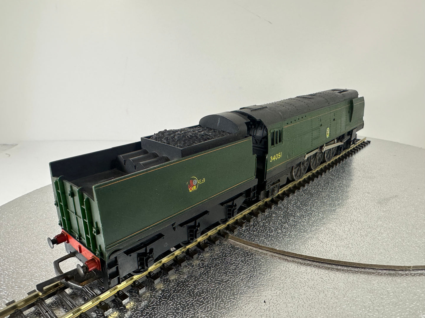 Hornby R356 British Railways '34051' Steam Loco (OO)