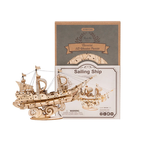 TG305 - Sailing Ship