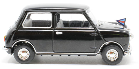 VA01319 - Austin Mini 850 'RAF Station Commander'