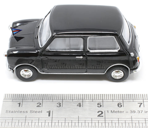 VA01319 - Austin Mini 850 'RAF Station Commander'