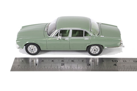 VA08805 - Daimler Sovereign (Series 1) 4.2