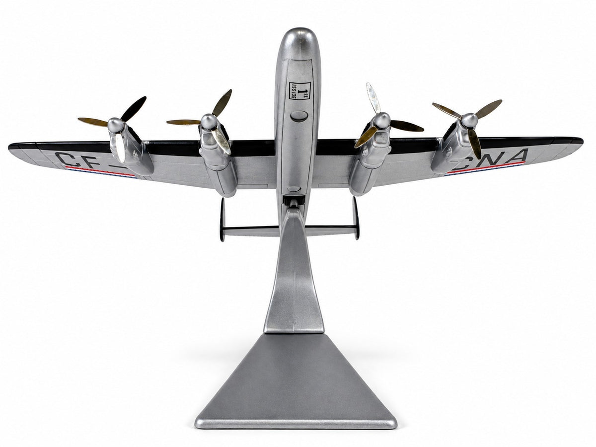 Avro Lancaster MK X-PP, 1:144 Scale. 47401