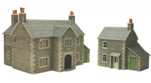 PO250 Manor farm house