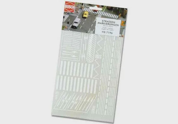 N 7197 - Assorted Road & Steet Markings 1:148 Scale