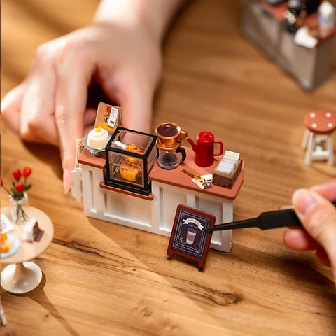Rolife Slow Life Café, DIY Mini House Kit 3D, DG162