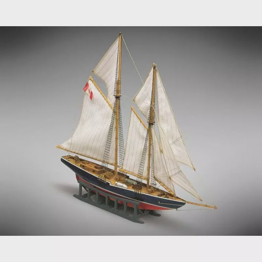 MM11 - Bluenose (1:160)